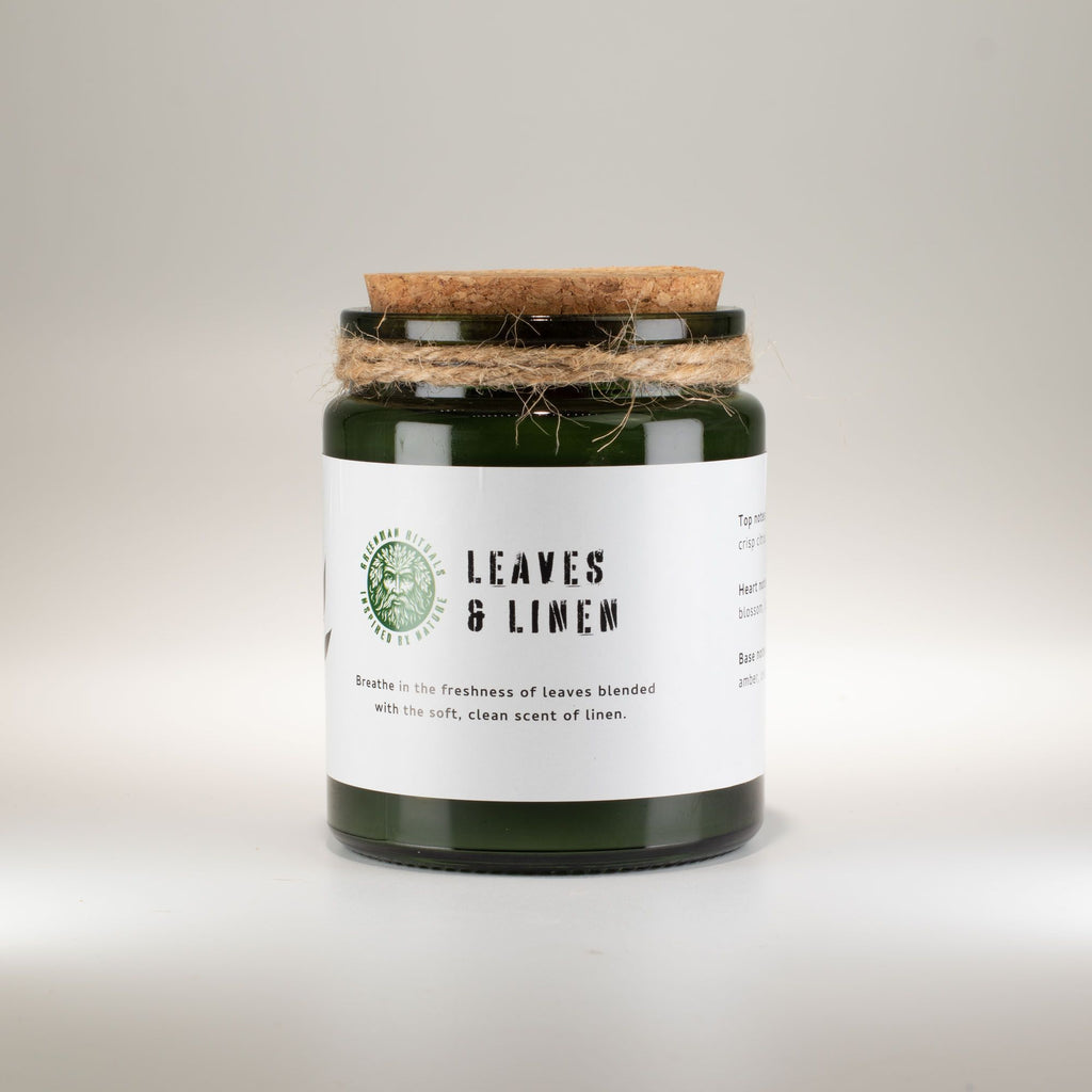 Greenman Woodwick Soy Candle - Leaves & Linen - product view 3