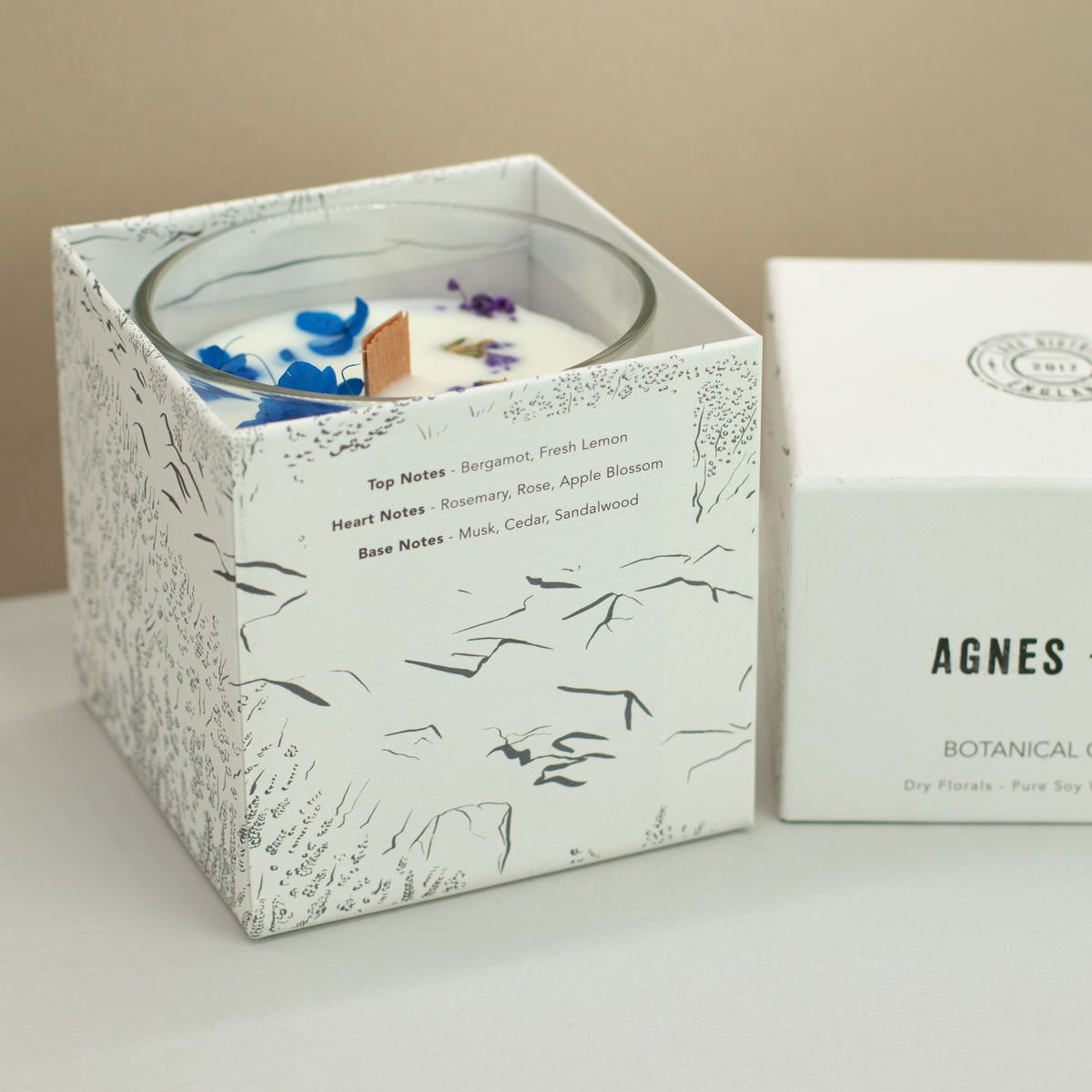 Agnes + Cat Botanical Soy Wax Candle - Moorland - product view 7